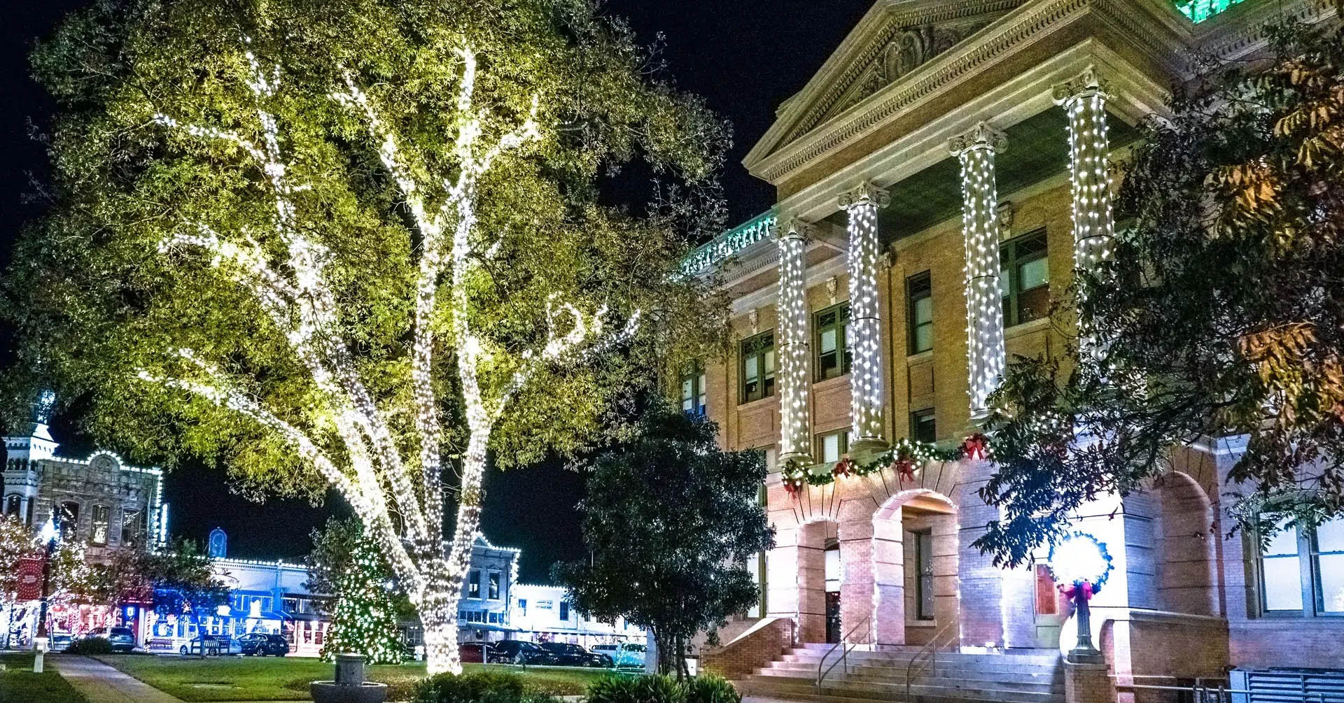 Christmas in Georgetown: A Season Wrapped in Tradition and Community